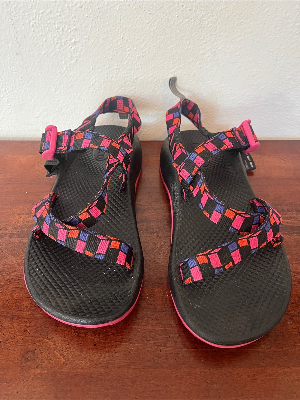 Chaco Women’s Z1 Ecotread in Cubit Magenta Sandals Size Youth 5 Women’s 6.5